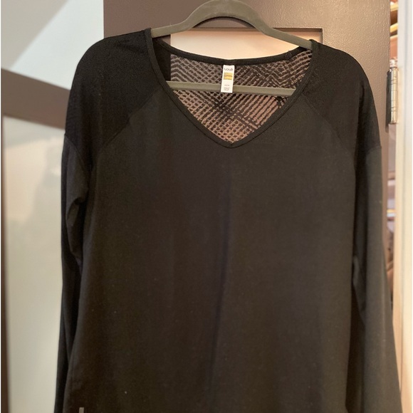 Lole long sleeve sports top Medium - Picture 1 of 4